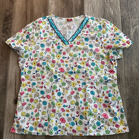 Dickies Floral Scrub Top - Picture 1 of 4